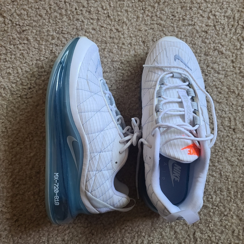 Nike Air max 720-818